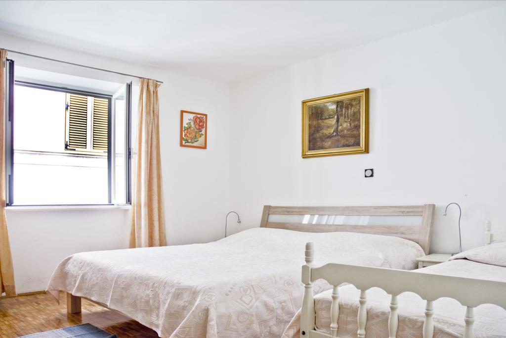 Apartments Tomato 1 Novigrad  Exterior photo