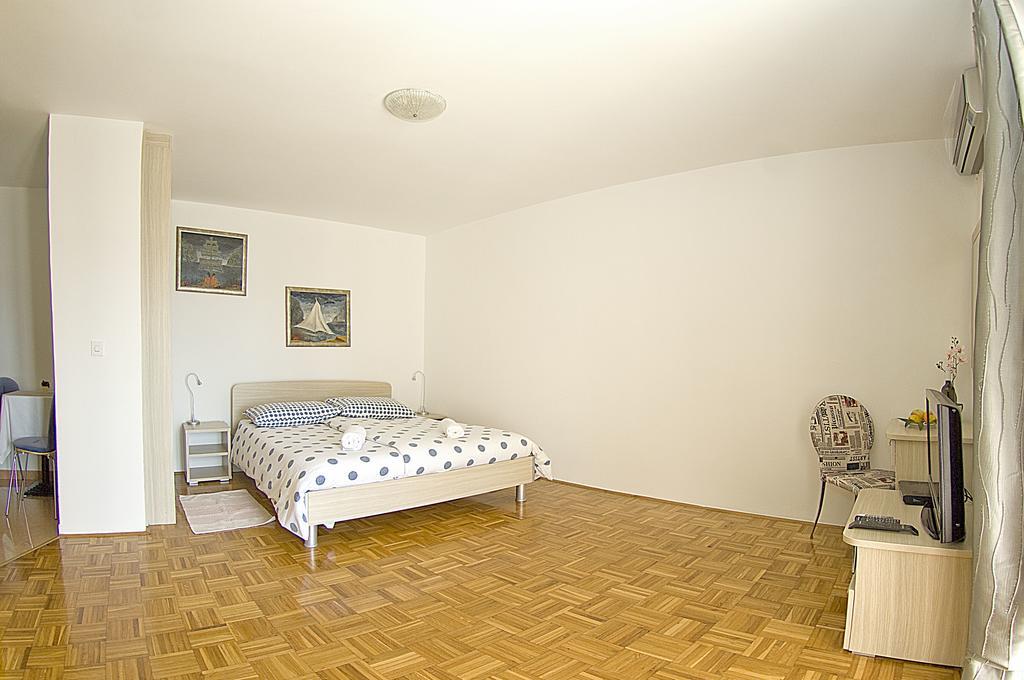 Apartments Tomato 1 Novigrad  Exterior photo